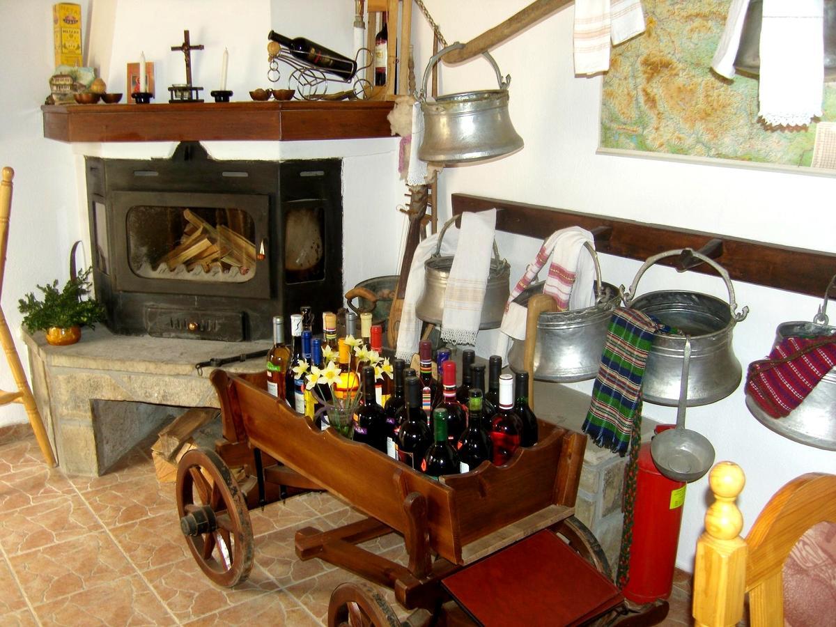 Yakovtsi Inn Zewnętrze zdjęcie