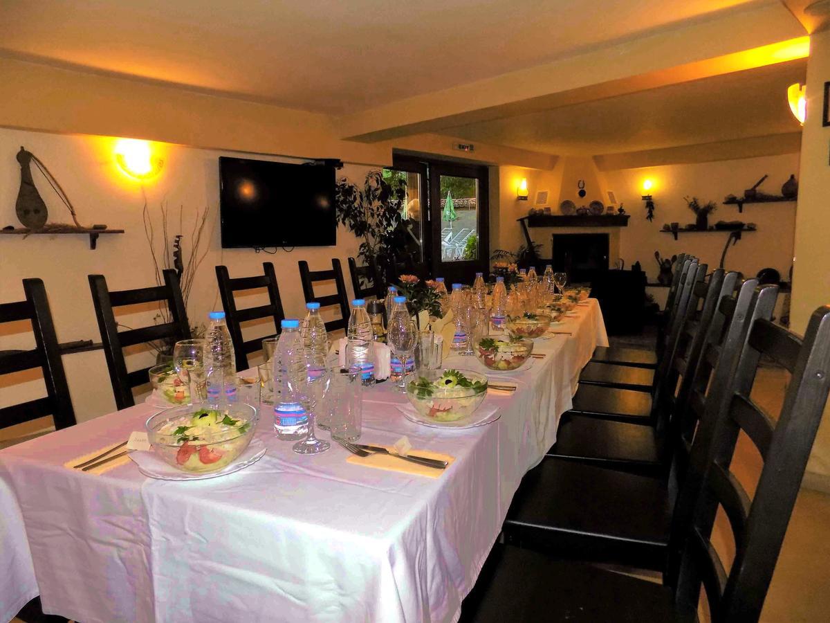 Yakovtsi Inn Zewnętrze zdjęcie