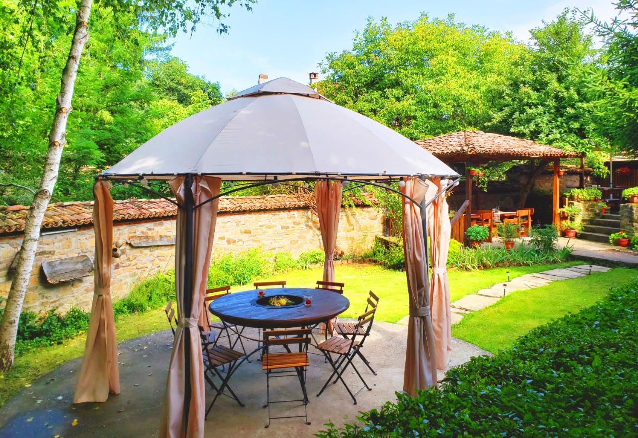 Yakovtsi Inn Zewnętrze zdjęcie