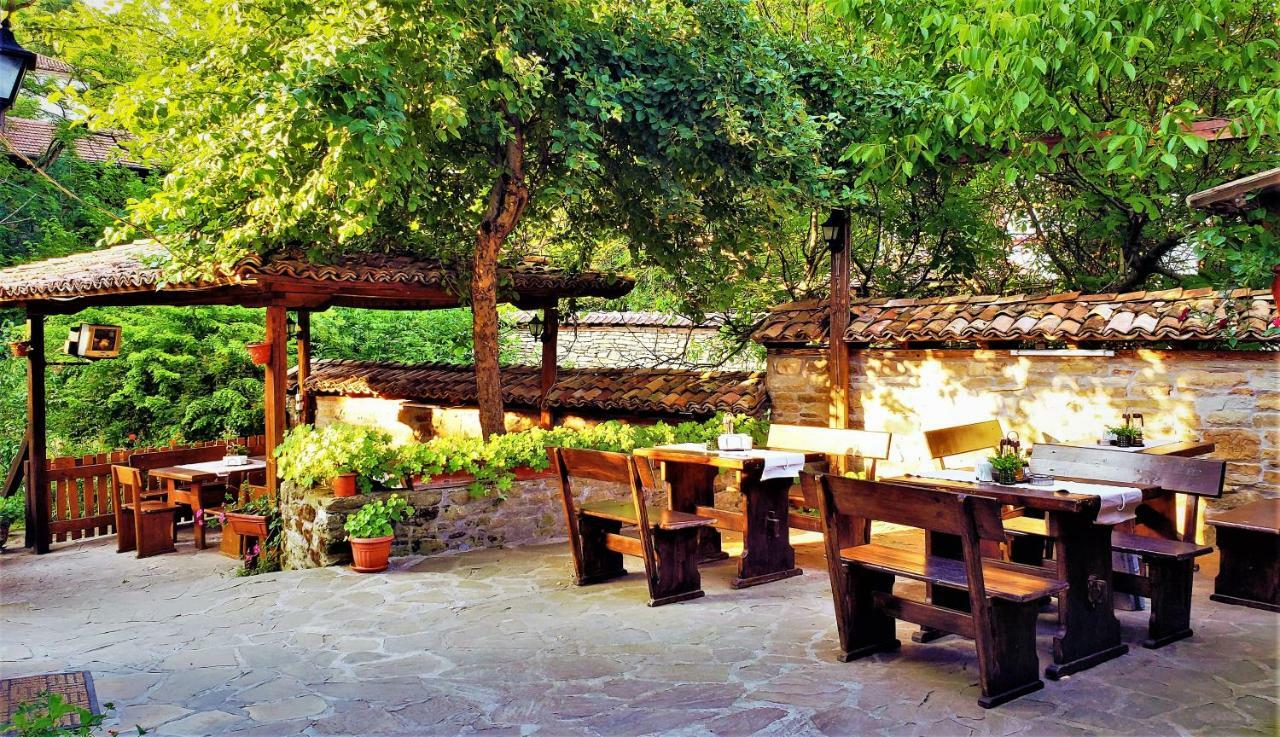 Yakovtsi Inn Zewnętrze zdjęcie